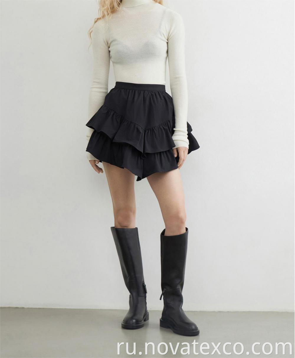 A Line Waist Ruffled Skirt